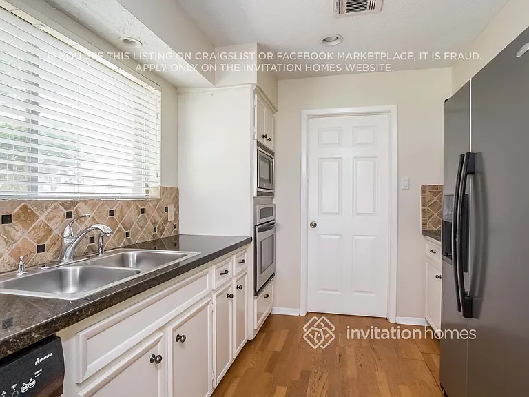 17502 Sorrel Ridge Dr — Photo 6