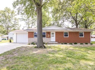 300 W Oak St, Mascoutah, IL