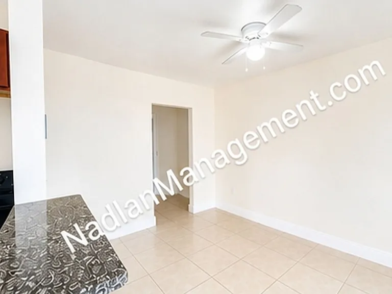 1533 NW 2nd St — Photo 6