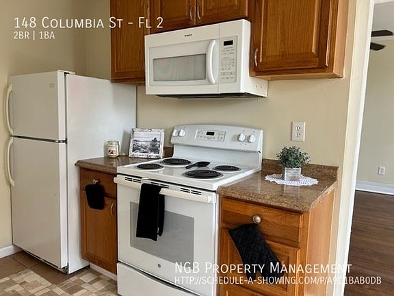 3rd image of 148 Columbia St Floor 2