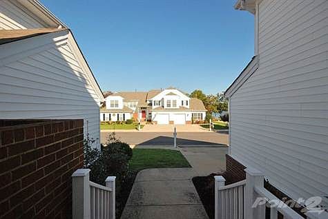 One of the ONLY townhome that allow their own boat dock!