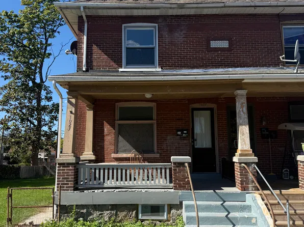 1027 Maple St Unit 2, Bethlehem, PA 18018
