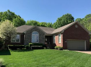 8019 Cedar Glen Ln, Louisville, KY 40291