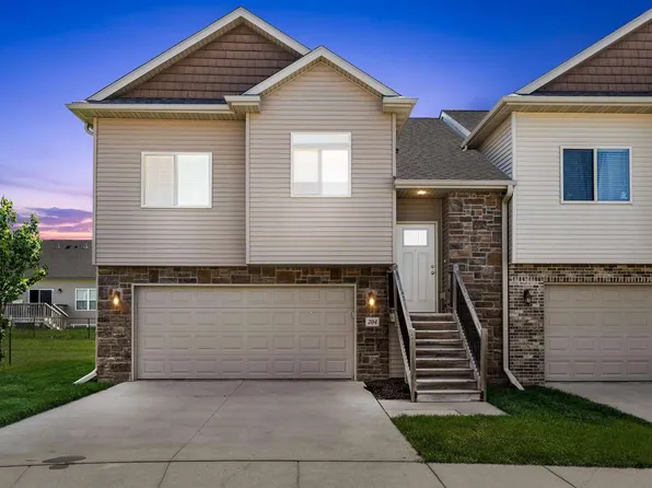 204 Prairie Rose Pl, Solon, IA 52333