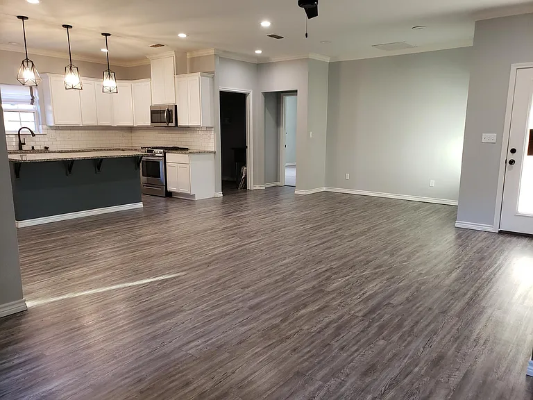 3803 Killingsworth Cir — Photo 3