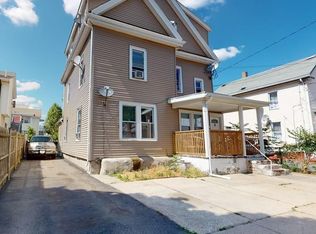 8 Waverly St, Everett, MA 02149