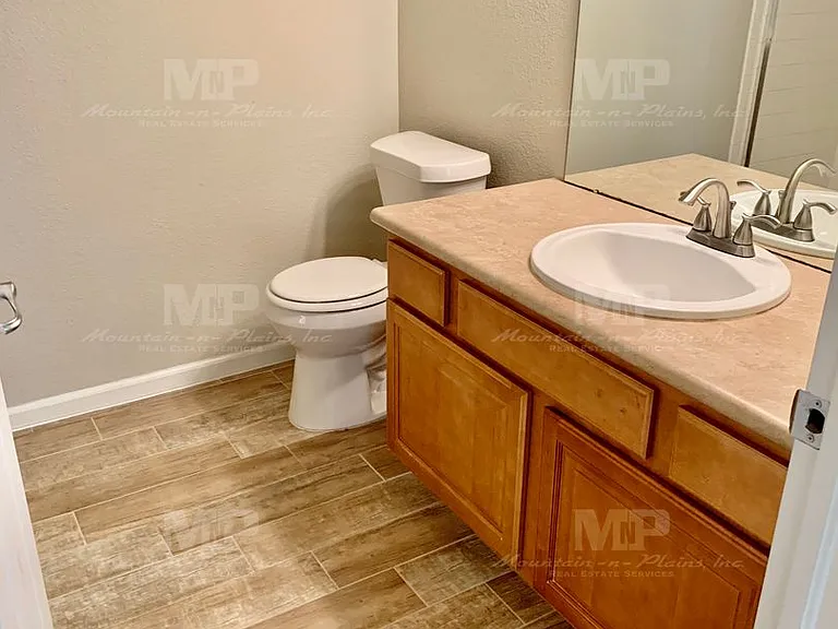 4825 Hahns Peak Dr #104 — Photo 16