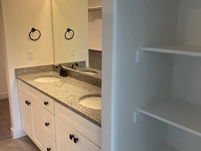 4569 Watchmen Way — Photo 2