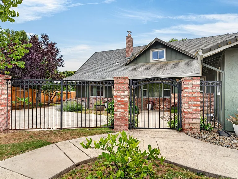 420 Colusa Pl — Photo 65