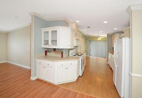 Home For Sale In Sandalfoot