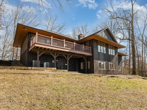 105 Point Cir, Tullahoma, TN 37388