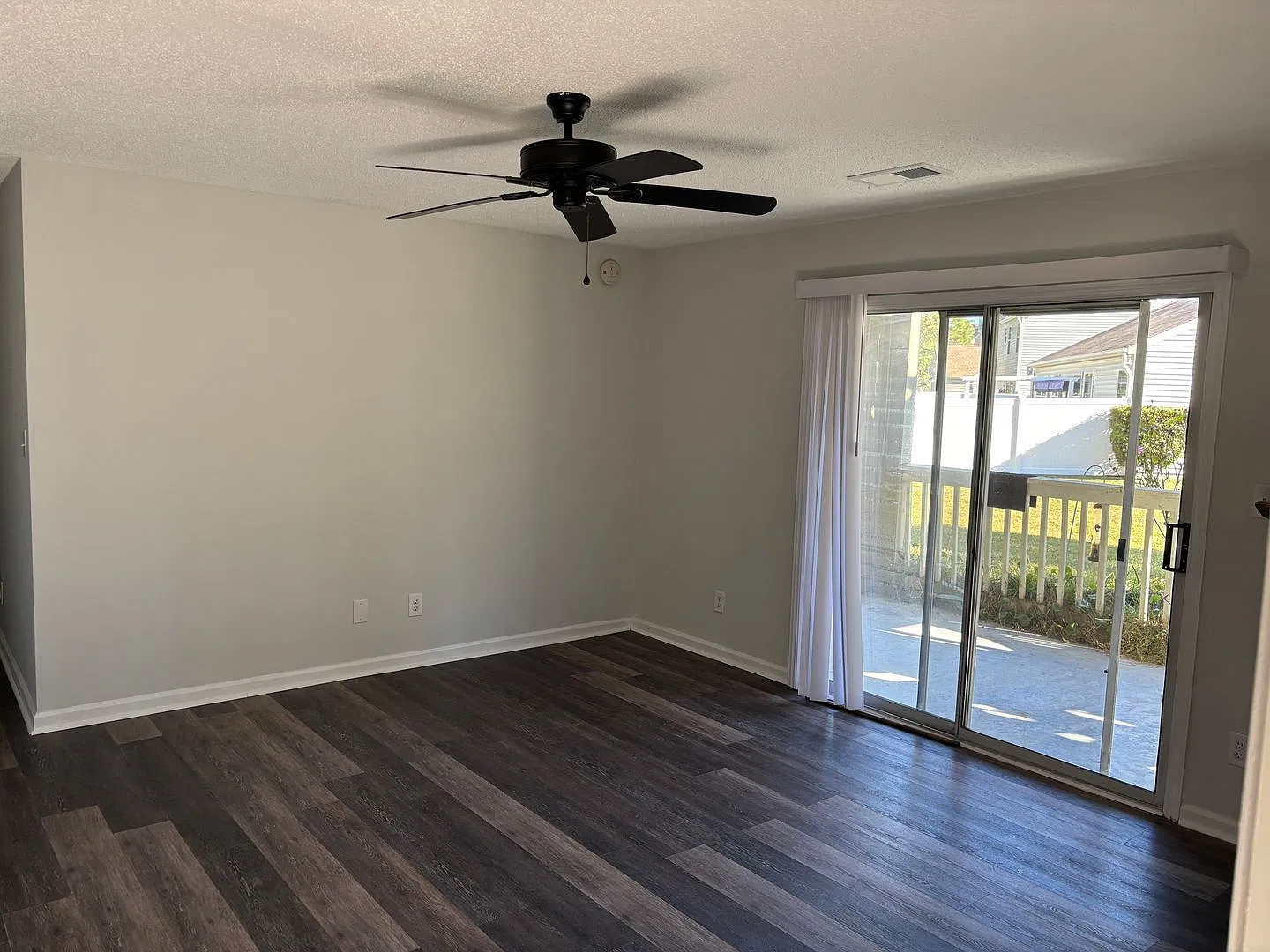 2 Bedroom 2 bath on bottom floor at Myrtle Greens — Photo 2