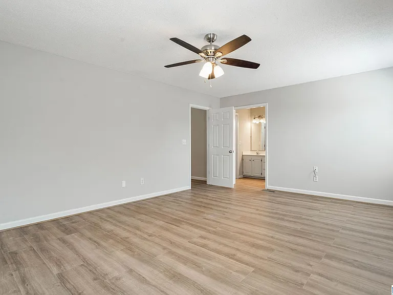 205 Brookhollow Dr — Photo 19