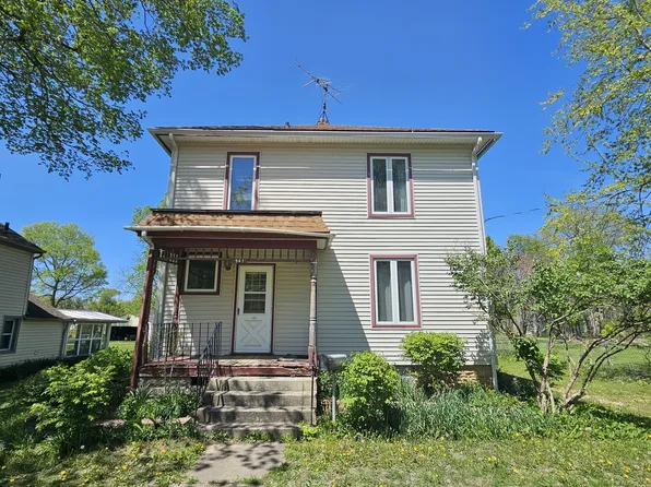 941 W Perry St, Belvidere, IL 61008