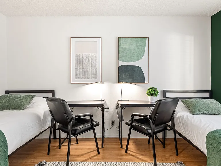 1823 Pelham Ave #8 — Photo 18