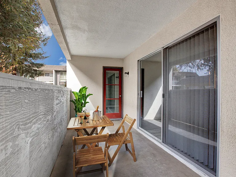 River Blu Apartments — Photo 13