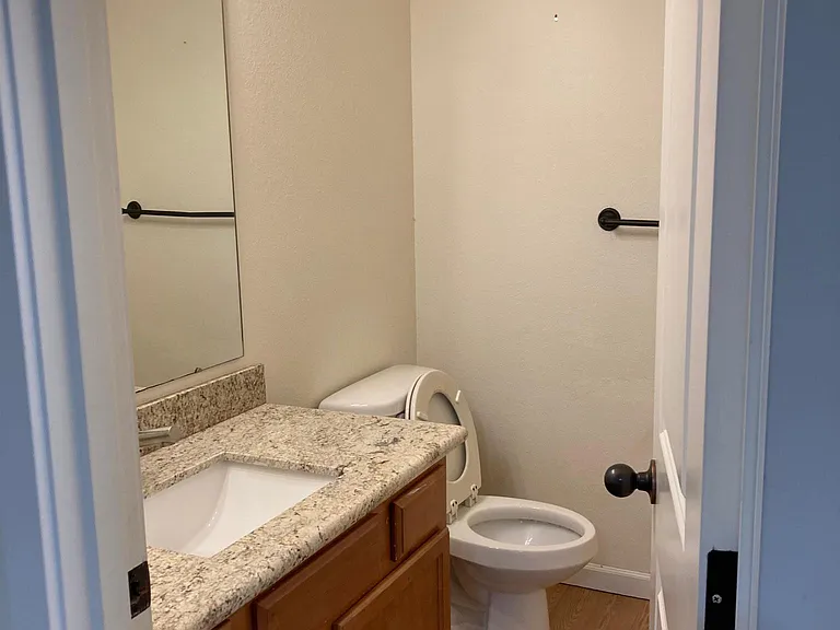 Second floor full bathroom