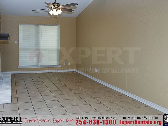 4th image of 1235 Royal Crest Dr