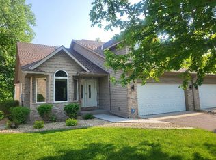9821 34th Ave N, Plymouth, MN 55441