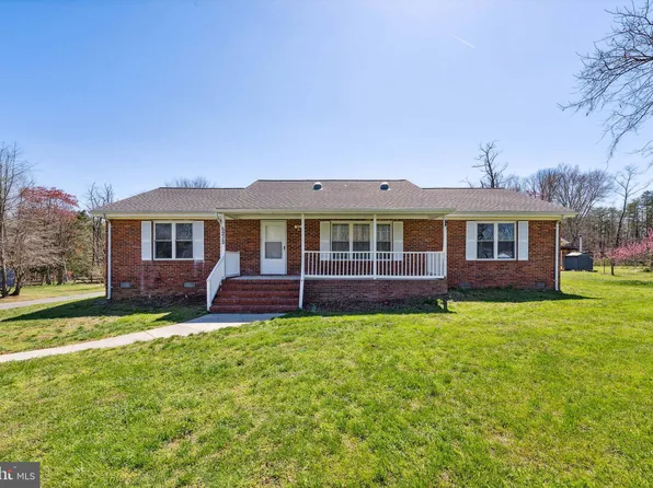 5215 Courtneys Corner Rd, Sumerduck, VA 22742