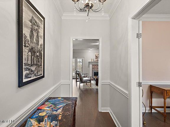 4th image of 103 Trace Ridge Dr