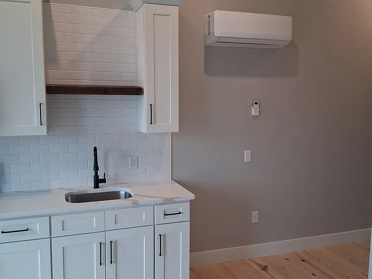 329 N Mulberry St #6 — Photo 4