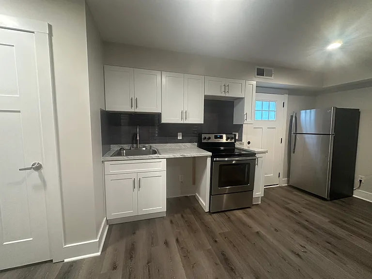 569 Woods Dr NW — Photo 13