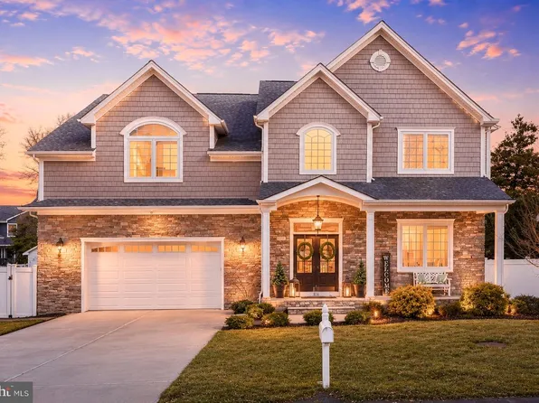 814 Lincoln Ave, Pine Beach, NJ 08741