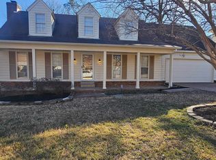 7183 Country Oaks Dr, Memphis, TN 38125