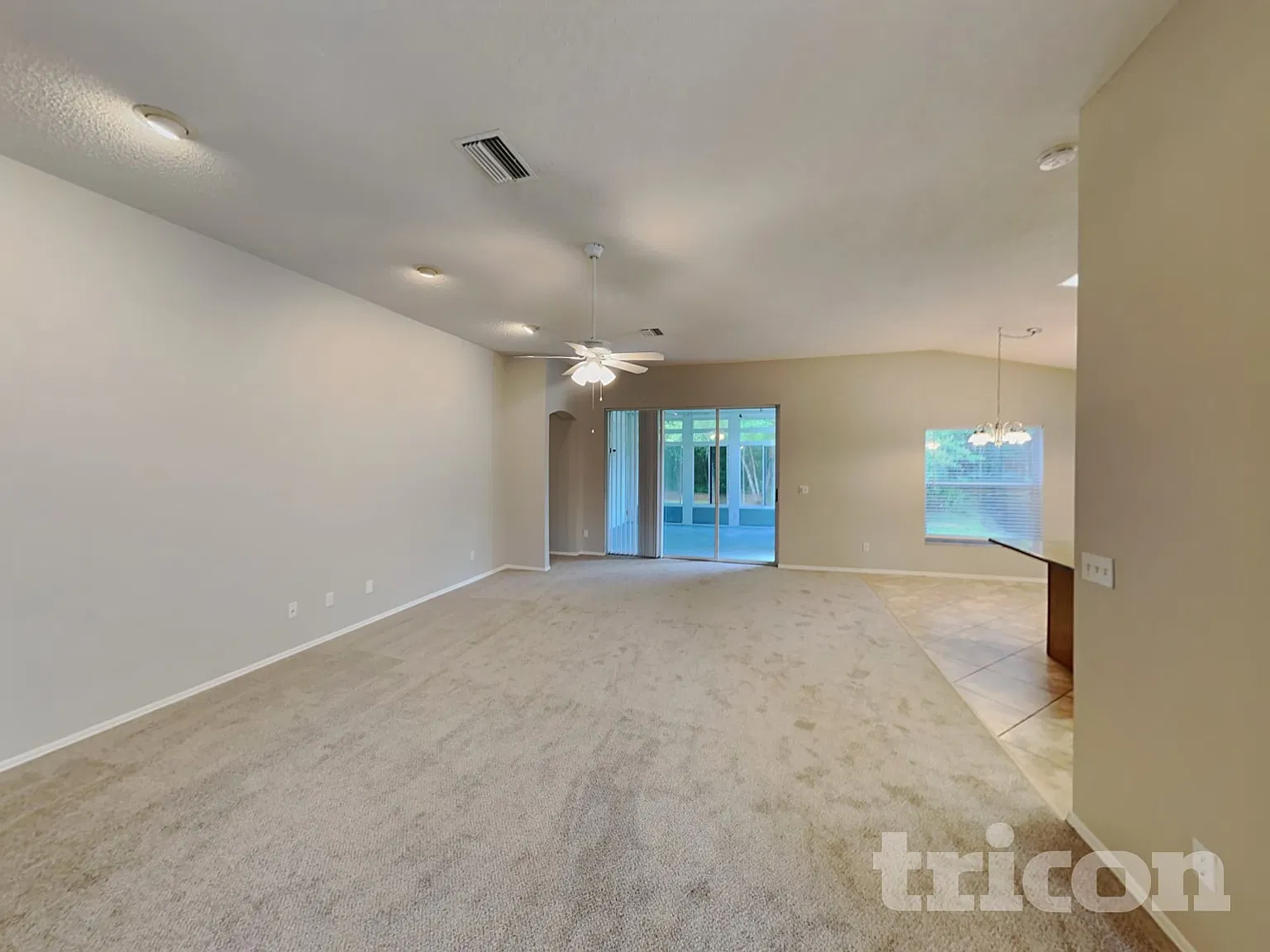 5664 Bridgeton Court Palm Harbor FL — Photo 2