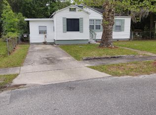 8047 Marion Cir, Jacksonville, FL 32208
