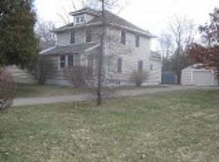 725 N Dettman Rd, Jackson, MI 49202