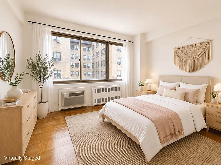 225 E 46th St #8C — Photo 2
