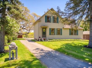 184 Deershorn Rd, Lancaster, MA 01523