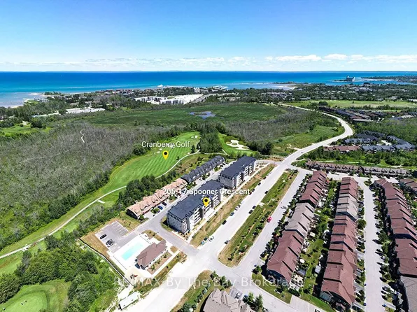 17 Spooner Cres #205, Collingwood, ON L9Y 1T3