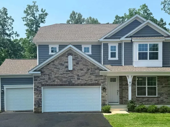 817 Long Meadow Dr, Fredericksburg, VA 22406