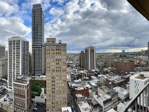 1919 Chestnut St APT 2618, Philadelphia, PA 19103