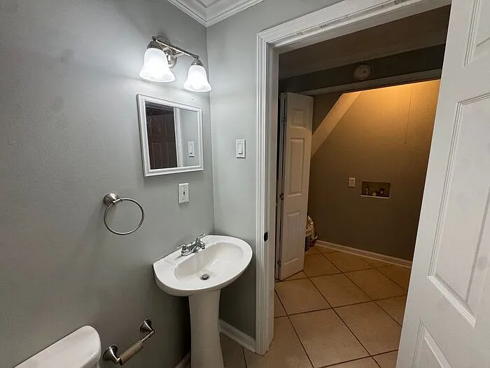 1112 Wellman Ave NE — Photo 25