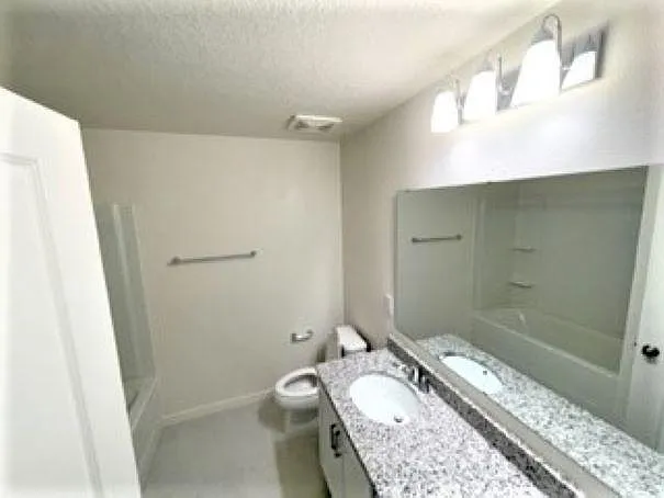 240 Summerlin Ln — Photo 26
