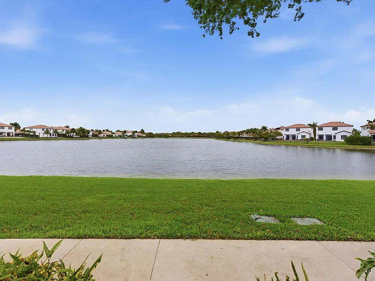 3065 Tortola Way — Photo 2