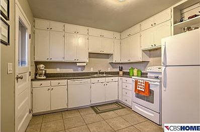 3rd image of 7408 La Vista Dr