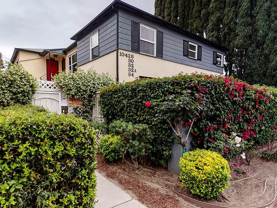 1st image of 10432 Riverside Dr #A