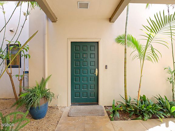4th image of 555 E Arrellaga St APT 7