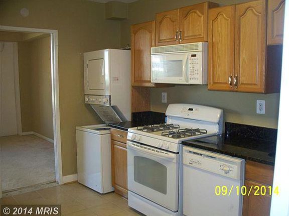 4th image of 3705 S George Mason Dr APT 916S