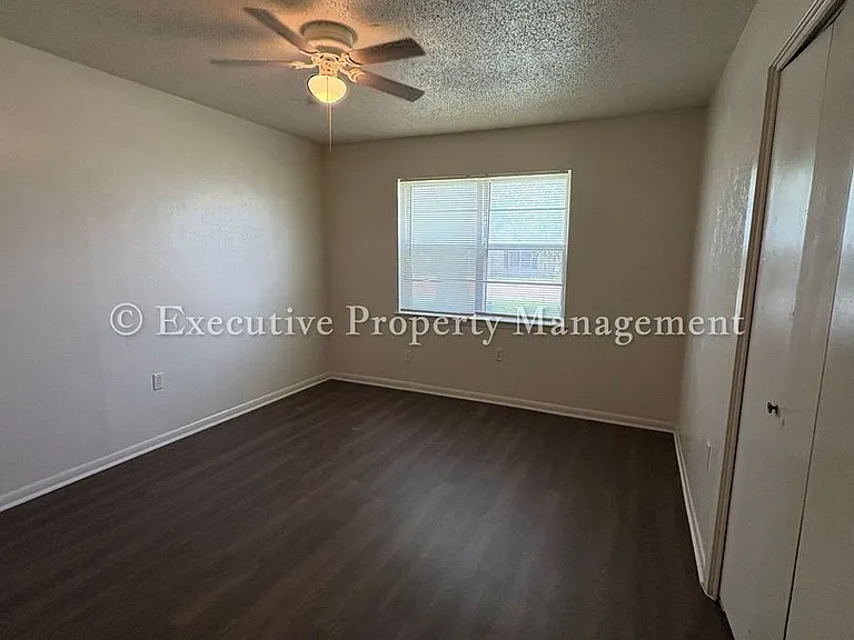 616 Cedar Dr — Photo 16