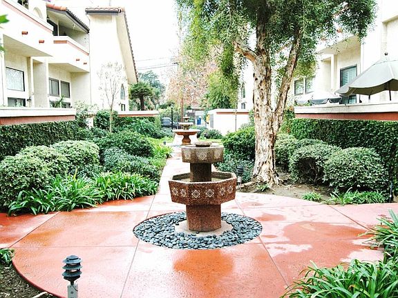 5th image of 6930 De Celis Pl Unit 25