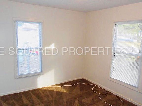 4th image of 1606 E Gimber St