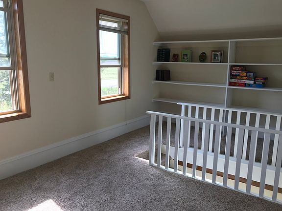 Bonus room landing upstairs