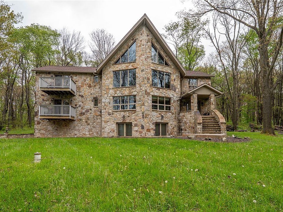 1st image of 138 Fern Mountain Rd