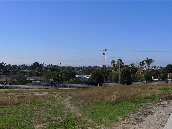 2nd image of 2747 Lomita St